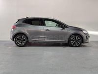 Usado Renault Clio V Techno 90 CV (66 kW) 2025 Gris / plata Berlina