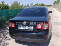 Usado VW Jetta Trendline 105 CV (77 kW) 2008 Negro Berlina
