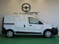 Usado Dacia Dokker Essentiel 98 CV (72 kW) 2018 Blanco Monovolumen