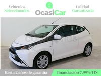Usado Toyota Aygo X-play 69 CV (50 kW) 2017 Blanco Utilitario