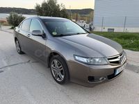 Usado Honda Accord Executive 140 CV (102 kW) 2008 Gris / plata Berlina