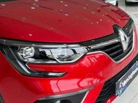 Usado Renault Mégane IV Business 116 CV (85 kW) 2019 Rojo Utilitario