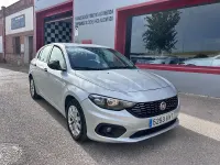 Usado Fiat Tipo Business 120 CV (88 kW) 2018 Gris / plata Berlina