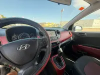 Usado Hyundai i10 87 CV (63 kW) 2017 Gris / plata Utilitario
