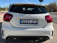 Usado Mercedes A180 AMG line 109 CV (80 kW) 2016 Blanco Berlina