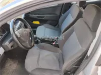Usado Opel Astra Enjoy 100 CV (73 kW) 2005 Gris / plata Berlina