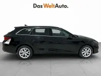 Usado Seat Leon Style 116 CV (85 kW) 2025 Negro Familiar