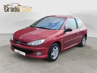 Usado Peugeot 206 70 CV (51 kW) 2007 Granate Berlina