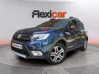 Usado Dacia Sandero Comfort 90 CV (66 kW) 2019 Azul Berlina