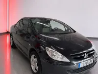 Usado Peugeot 307 CC 138 CV (101 kW) 2005 Negro Descapotable