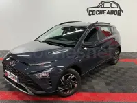 Usado Hyundai Bayon 100 CV (73 kW) 2022 Gris / plata SUV