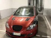 Usado Seat Leon Sport 102 CV (75 kW) 2006 Granate Utilitario