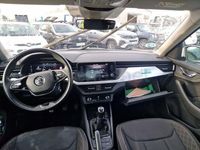 Usado Skoda Kamiq Ambition 150 CV (110 kW) 2022 Blanco SUV