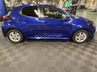 Usado Toyota Yaris Hybrid Active 116 CV (85 kW) 2021 Azul Berlina