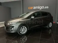 Usado Ford Fiesta Trend 86 CV (63 kW) 2018 Gris / plata Utilitario