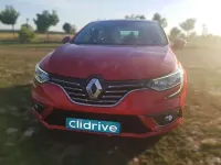 Usado Renault Mégane LIMITED 132 CV (97 kW) 2018 Rojo Utilitario