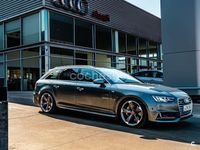 Usado Audi A4 S-Line 252 CV (185 kW) 2018 Gris / plata Familiar