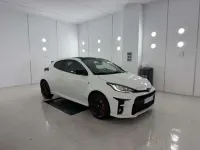 Usado Toyota Yaris 261 CV (191 kW) 2021 Blanco Utilitario