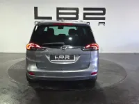 Usado Opel Zafira Tourer Excellence 140 CV (102 kW) 2017 Gris / plata Monovolumen