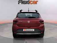 Begagnad Dacia Sandero Essentiel 91 HK (66 kW) 2022 Röd Halvkombi