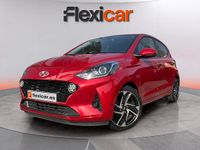 Usado Hyundai i10 67 CV (49 kW) 2022 Rojo Utilitario