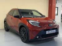 Usado Toyota Aygo X 72 CV (52 kW) 2023 Burdeos SUV
