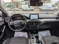 Usado Ford Focus Titanium 120 CV (88 kW) 2021 Gris / plata Berlina