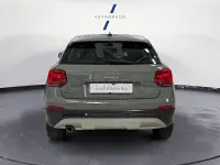 Usado Audi Q2 Design 116 CV (85 kW) 2019 Gris / plata SUV