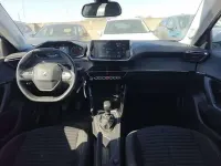 Usado Peugeot 2008 Active 110 CV (80 kW) 2021 Blanco SUV