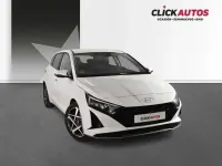 Usado Hyundai i20 101 CV (74 kW) 2025 Blanco Utilitario
