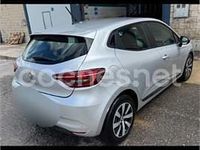 Usado Renault Clio V Techno 90 CV (66 kW) 2023 Gris / plata Berlina