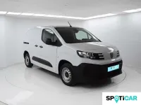 Usado Peugeot Partner 99 CV (72 kW) 2024 Blanco Monovolumen