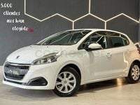 Usado Peugeot 208 Style 82 CV (60 kW) 2015 Blanco Utilitario