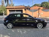 Usado Audi A3 Sportback Attraction 105 CV (77 kW) 2014 Negro Utilitario