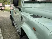 Usado Land Rover Defender S 122 CV (89 kW) 2008 Verde Familiar