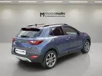 Usado Kia Stonic 120 CV (88 kW) 2019 Azul SUV