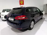 Usado Peugeot 308 SW Style 120 CV (88 kW) 2017 Azul Familiar
