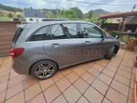 Usado Mercedes B180 109 CV (80 kW) 2017 Gris / plata Utilitario