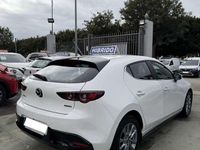 Używany Mazda 3 Prime-Line 140 KM (102 kW) 2024 Biały Hatchback