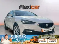 Usado Seat Leon Reference 116 CV (85 kW) 2022 Blanco Utilitario