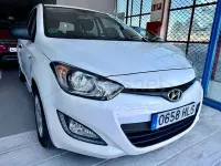 Usado Hyundai i20 85 CV (62 kW) 2013 Blanco Utilitario