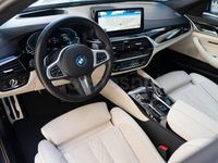 Usado BMW 545e Sport Line 394 CV (289 kW) 2022 Gris / plata Berlina