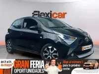 Używany Toyota Aygo X-play 72 KM (52 kW) 2019 Czarny Hatchback