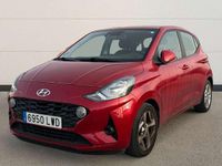 Usado Hyundai i10 67 CV (49 kW) 2022 Rojo Utilitario