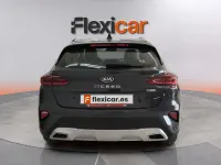 Usado Kia Ceed 160 CV (117 kW) 2021 Gris Utilitario