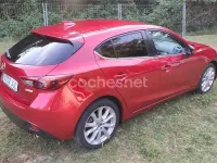 Usado Mazda 3 Style 150 CV (110 kW) 2015 Rojo Berlina