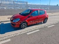 Usado Renault Clio II 75 CV (55 kW) 2008 Rojo Berlina