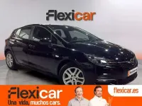Usado Opel Astra Business 122 CV (89 kW) 2021 Negro Familiar
