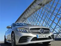Usado Mercedes C180 156 CV (114 kW) 2020 Gris / plata Familiar