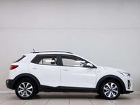 Usado Kia Stonic 101 CV (74 kW) 2024 Blanco SUV